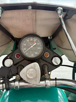 URAL 650 s postranním vozíkem - 13