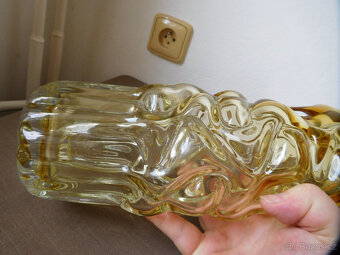 VÁZA - PAVEL HLAVA - MOZEK - HUTNÍ SKLO - 13