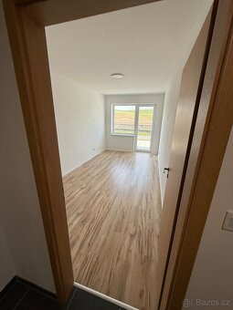 BYT 2+KK+ZAHRADA, TOP EXLUZIVNÍ 82,01 m2 věž C - 13