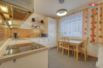 Prodej bytu 3+1, 75 m², Pernarec - 13