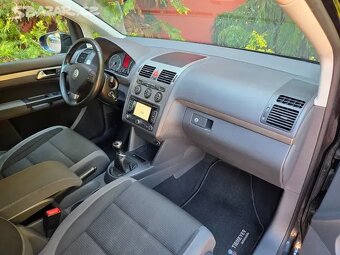 Touran 1.9TDI 77kW Freestyle 7.míst,2010,bez koroze,tažné - 13