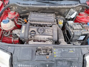 Škoda Fabia 1.4 16v 59kw Kombi Facelift Klima. Model 2006-- - 13