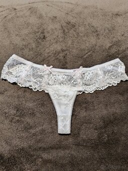 Dámské tanga krajkové - 13