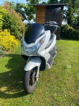 Skútr Honda PCX 125 - 13