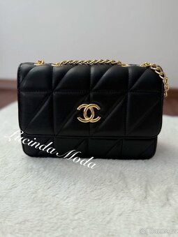 Úžasná crossbody kabelka - 13