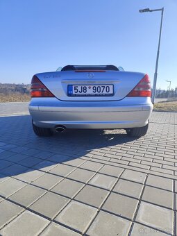 Mercedes-Benz SLK 320 Manuál 160KW - 13