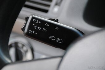 VW Touran 1.9TDi 74kW - klimatizace - výhřev sedadel - ESP - 13