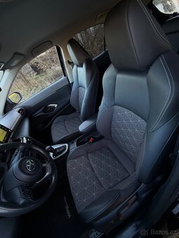 Toyota Yaris Cross 4x2 1.5 Hybrid Elegant- 15.000 km - 13