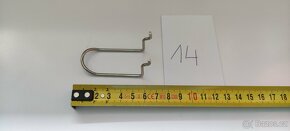 Euroháčky do děrovaných prodejních plechů, stojanů. - 13