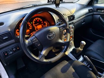 Prodám Toyota Avensis Combi 1.8 95 kW, r.v. 2006 - 13