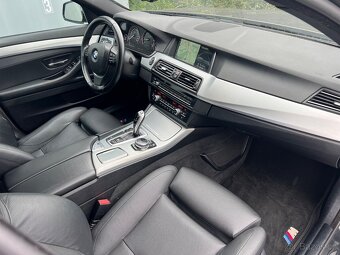 Bmw F10 LCI 530D 190Kw TV / Roletky / NBT / Ventilace - 13