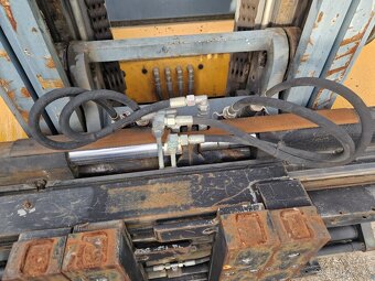 Jungheinrich TFG 670 / V8 / GM motor - 13