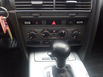 A6 3.2 i 4x4 - 13