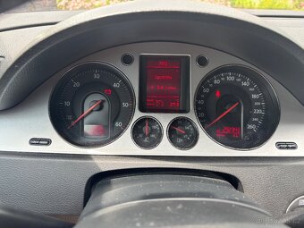Volkswagen passat b6 - 13