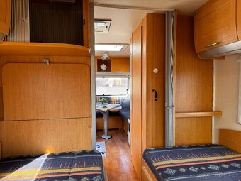 Knaus Azur 500FU/MOVER/2005/4MÍSTA/1.500kg - 13