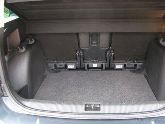 Škoda Yeti, 1,2 tsi navi panorama najeto 93tkm - 13