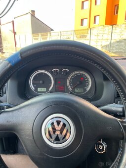 VW Golf 1.9TDi 96kw ASZ - 13