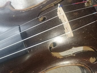 nabízím stoleté černé housle po renovaci - ČTĚTE - 13