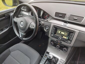 Volkswagen Passat 1.4 TSi 90 kw, 2012, servisovaný - 13