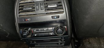 Bmw 7 f01 sedačky interiér - 13