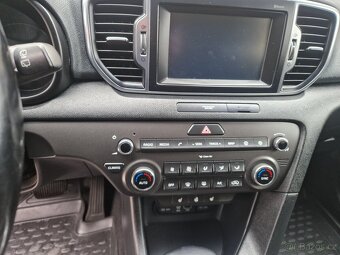 KIA SPORTAGE 2.0 CRDI 4X4 - 13