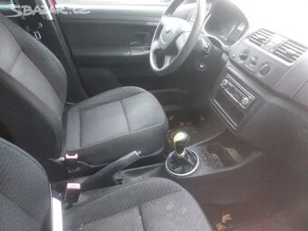 Škoda Fabia II Combi - na díly nebo zástavbu motoru - 13