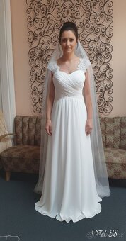 VÝPRODEJ SVATEBNÍCH ŠATŮ - 13