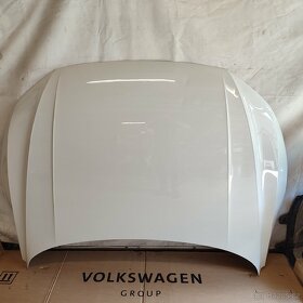 VW Artheon díly kapota, světlo, výztuha - 13