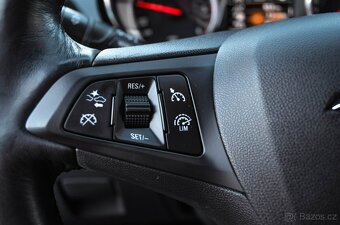 Opel Astra Sport Tourer ST 1.6 CDTI 136k Dynamic AT6 - 13