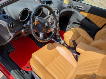 Alfa Romeo 156 2.5 V6 24V - 141 kW - 13