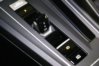 VW Golf 8 Hatchback 2.0 TDI DSG Virtual - záruka Autodraft - 13