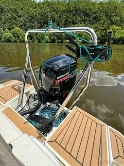 KAJUTOVÁ LOĎ QUICKSILVER Activ 605 Cruiser - 13