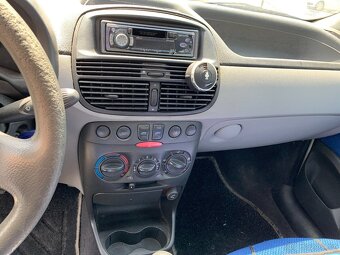 Punto 1.2i, 44KW - 13