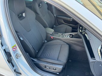 Škoda Octavia 4 iV 1.4 TSI 150kW DSG Matrix LED Kamera Navi - 13