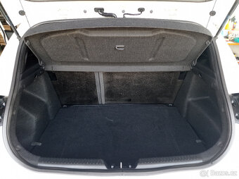 Hyundai i30 1.6 CRDi 81kW/Navi/1Maj - 13