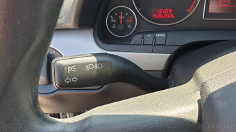 Garážovaná Audi A4 B7 Avant 1.6i - 13