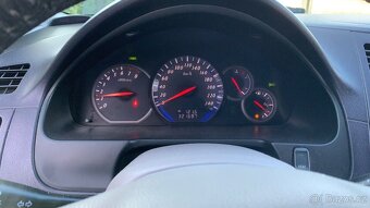 Grandis 2.4 +LPG - 13