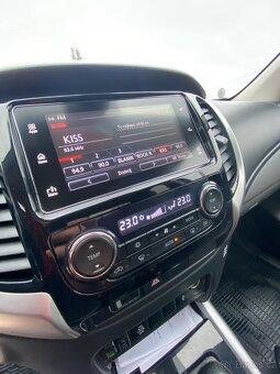 MITSUBISHI L200 - 13
