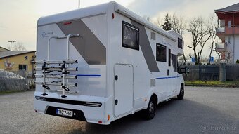 Obytné auto k zapůjčení - 13
