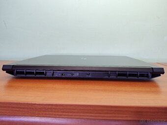 Nitro v16,DDR5-32gb,RTX-4060-8gb-Mux,R7-8845hs,NOVÝ - 13