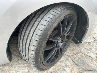 UNIKÁTNÍ TOYOTA  AURIS V ÚPRAVĚ BEMANI-SPORT.VERZE - 13