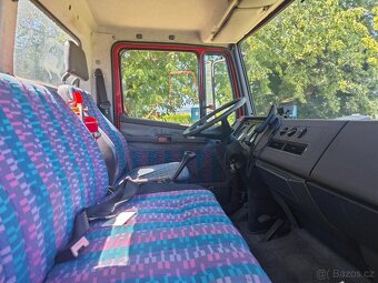 Odtahový speciál Mercedes 814L,nákladni 7.5t - 13