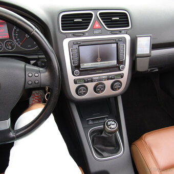Volkswagen Eos 1,4TSi 90kw, Benzín, Pravidelný servis - 13