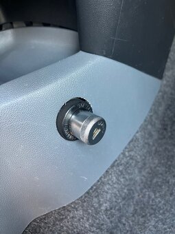 Prodám Škoda Fabia 1.2 MPI, r.v. 2004 - 13