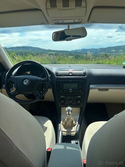 Škoda Octavia II 1,6 elegance - 13