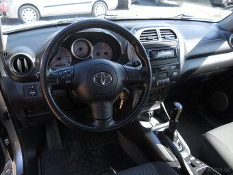 Toyota Rav4 2.0 VVT-i 4x4 110Kw Výhřev sedaček - 13
