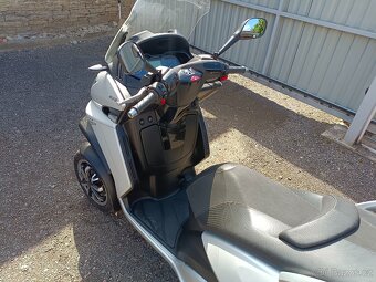 Peugeot metropolis 400 Stačí řidičák skupiny B  Kufr, Bílý - 13