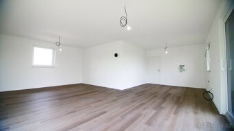 Prodej rodinného domu 133 m², pozemek 1001 m² Bačkov - 13