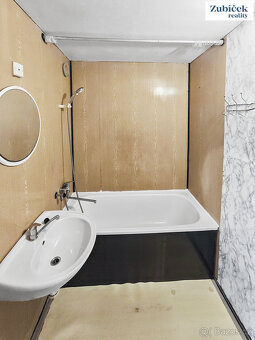 Prodej bytu 3+1 s lodžií Zlín - Na Honech - 13