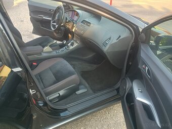 Honda CIVIC 1,4 i-VTEC - 13